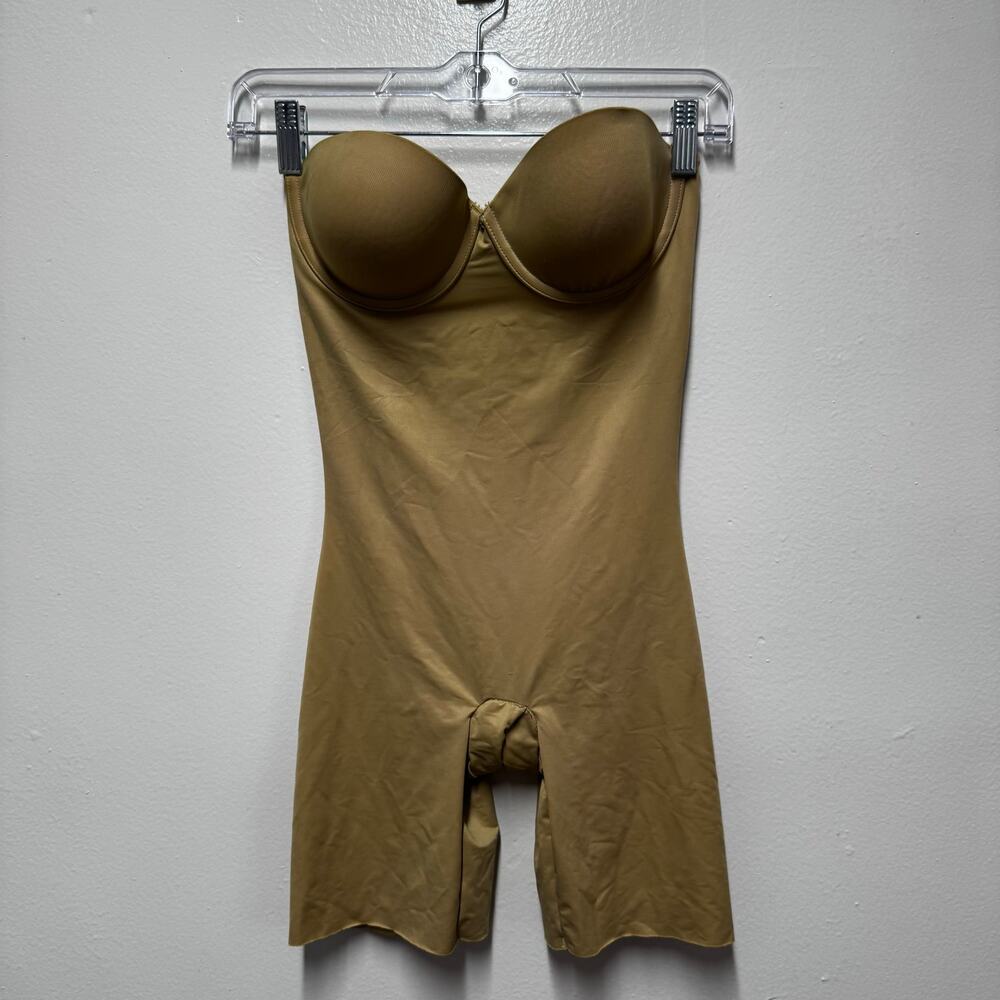 SPANX Red Hot Shapewear Bodysuit S/P Nude Tummy Control Mid-Thigh Underwire